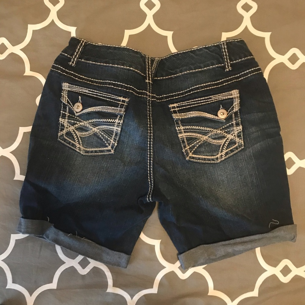 Maurices size 9/10 shorts